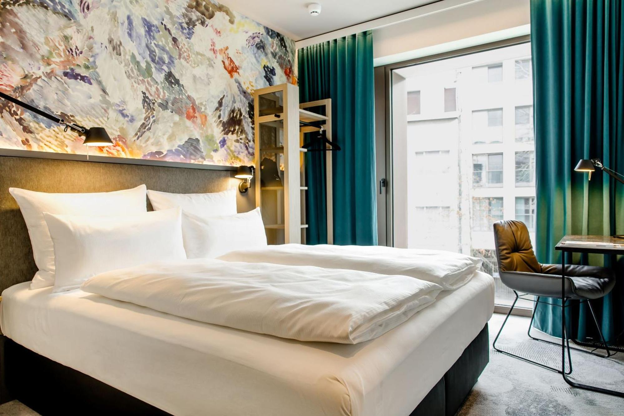 Motel One Antwerp Exterior photo