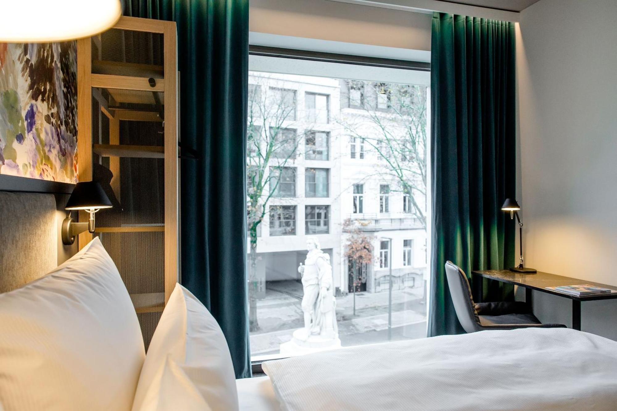 Motel One Antwerp Exterior photo